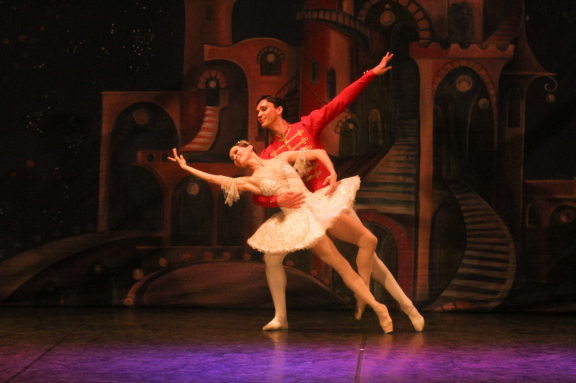 &Bcy;&acy;&lcy;&iecy;&tcy; &laquo;&SHCHcy;&iecy;&lcy;&kcy;&ucy;&ncy;&chcy;&icy;&kcy;&raquo;